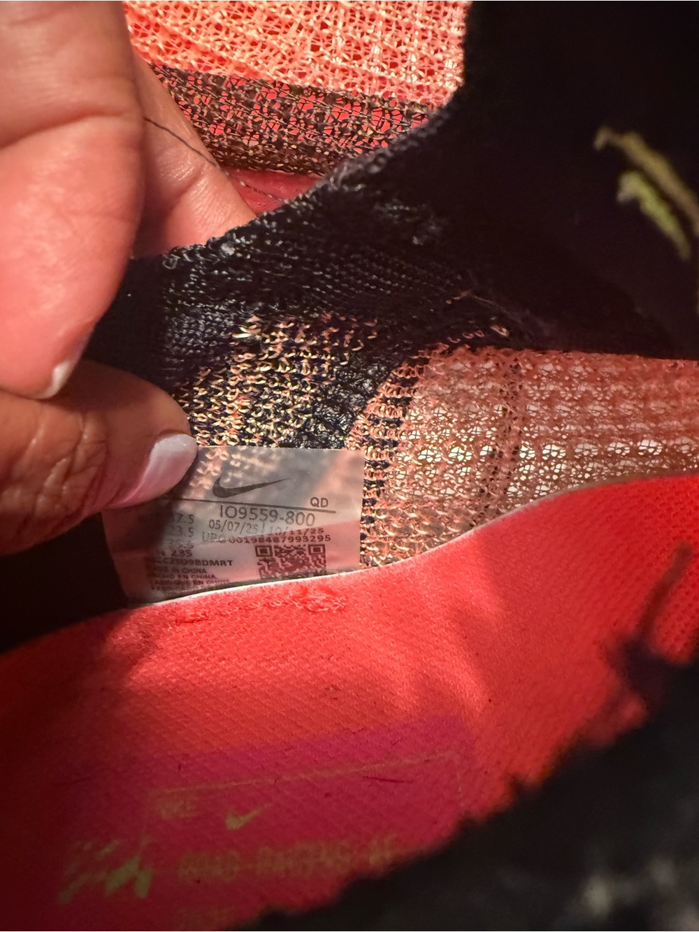 Nike Women’s Flyknit Running Shoes - Black & Orange - Picture 14 of 14